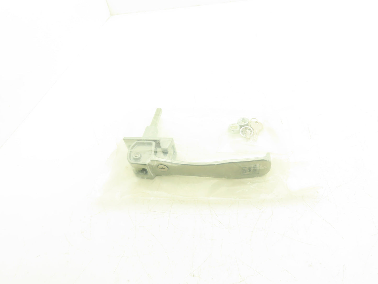 Southco 62-99-1067-03-LS04 Lift & Turn Locking RV Marine Latch 8" Handle