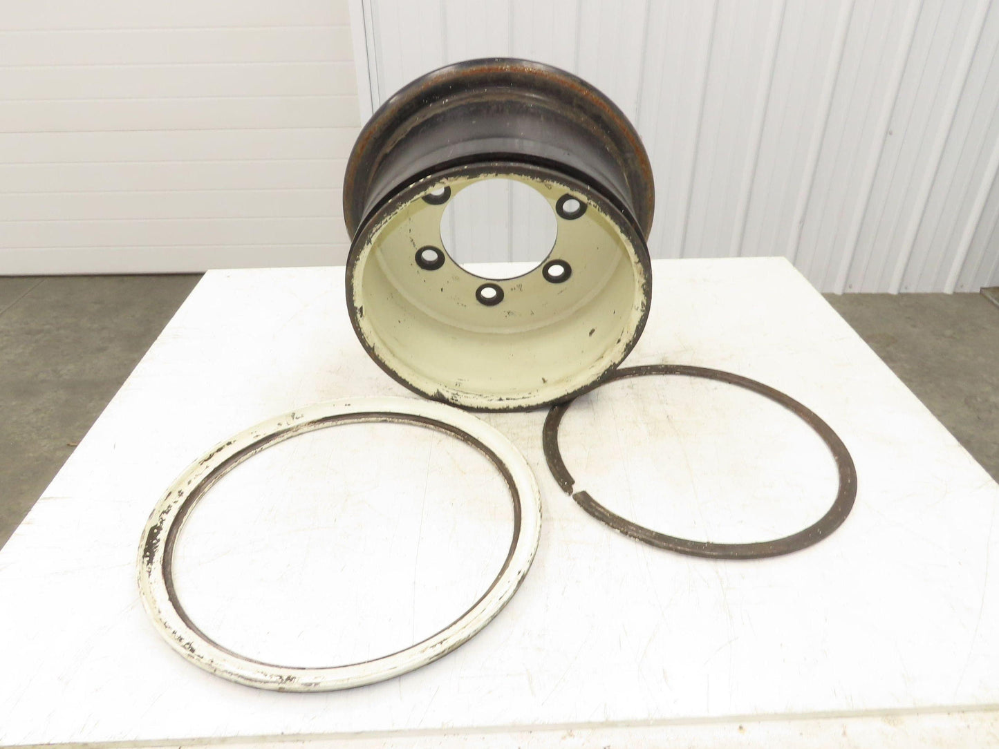 7.0x15 Forklift Wheel 18" Rim 6-Lug 7.00x15"