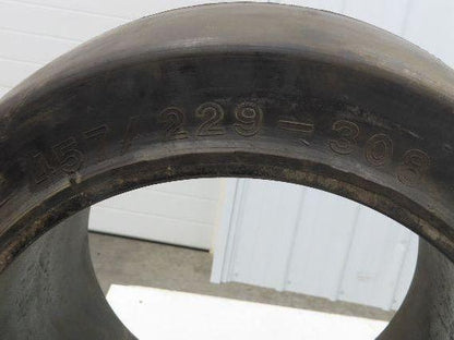 Solideal 18x9x12-1/8 Press-On Forklift Tire Solid Smooth Black