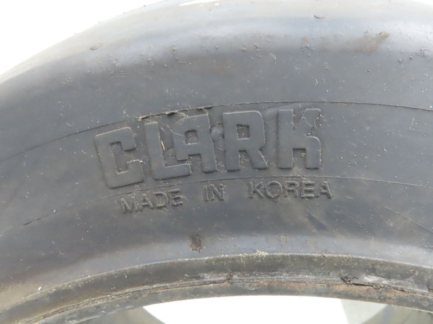 Clark 18x9x12-1/8 Press-On Forklift Tire Solid Smooth Black