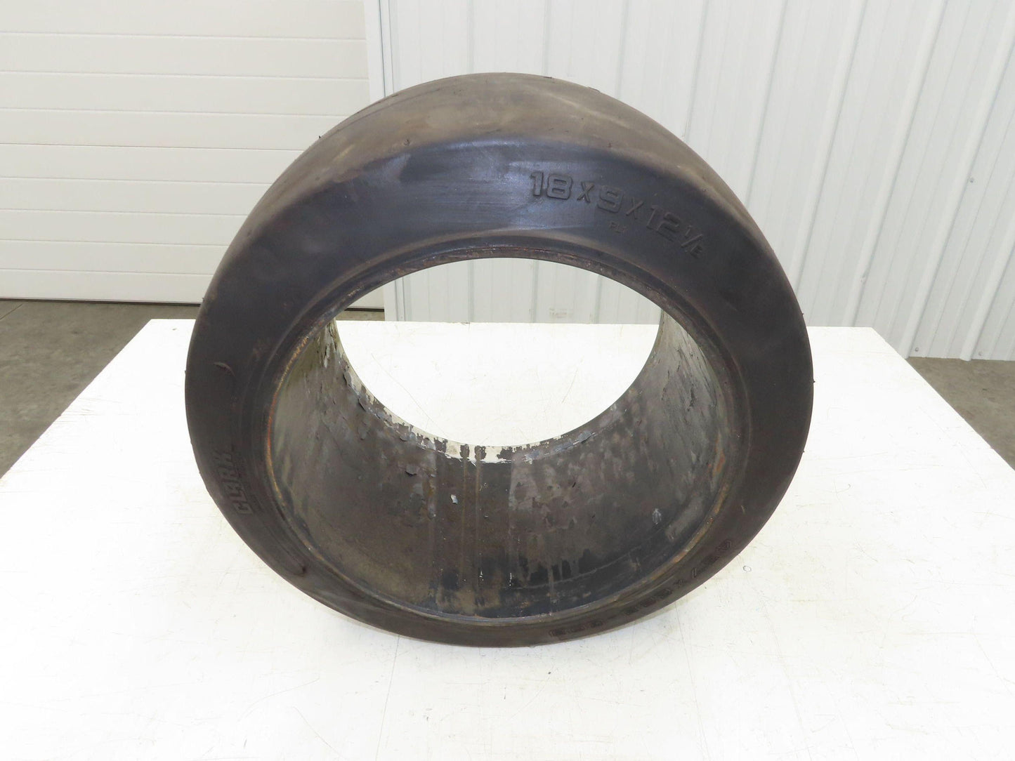 Clark 18x9x12-1/8 Press-On Forklift Tire Solid Smooth Black