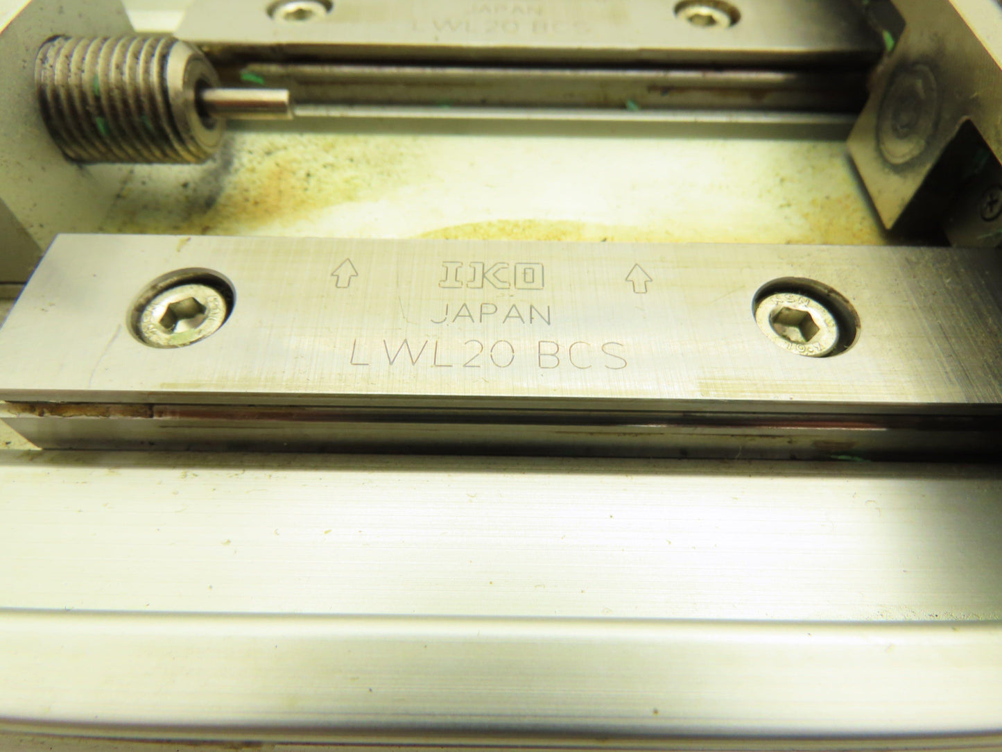 SMC MY2HT25G-100 Pneumatic Rodless Air Cylinder Guide 25mm Bore 100mm Stroke