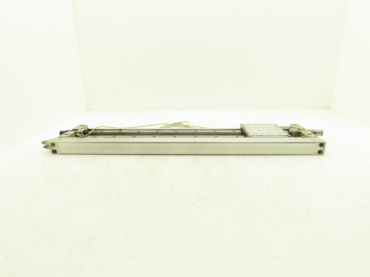 SMC MY2HT25G-500 Pneumatic Rodless Air Cylinder Guide 25mm Bore 500mm Stroke