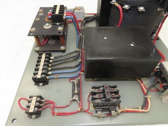 US Varidyne XR3-902410-D841 Exciter 22/440/550v 8/4/3amp 1Ph 1250 Frame 40vDC