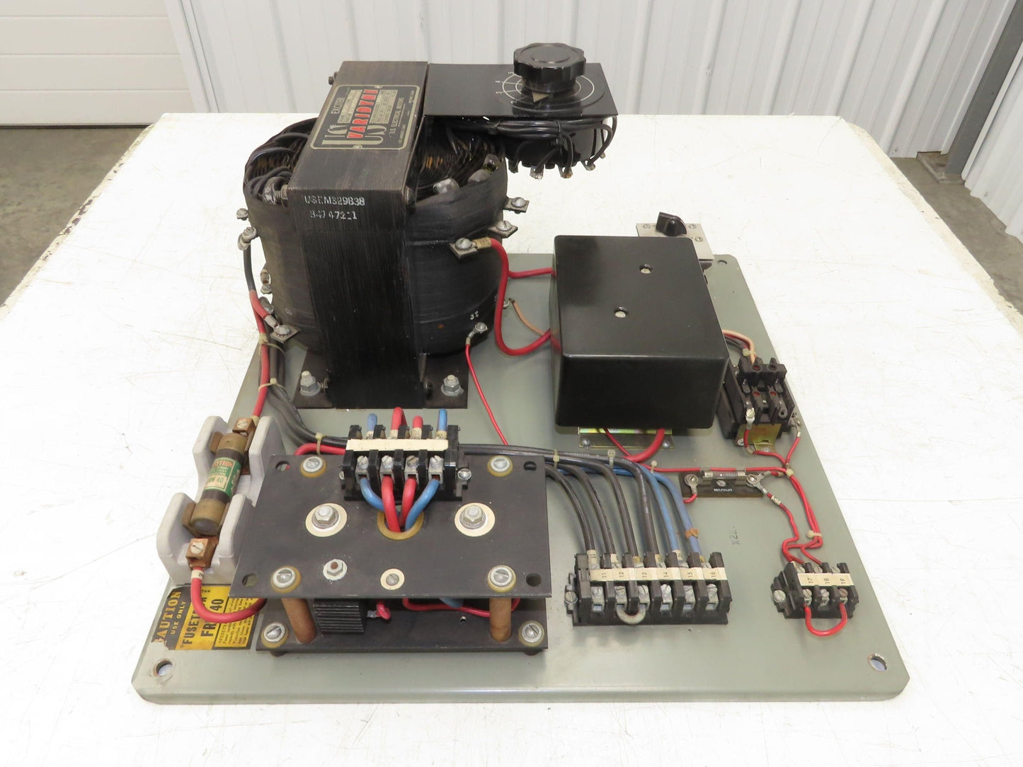 US Varidyne XR3-902410-D841 Exciter 22/440/550v 8/4/3amp 1Ph 1250 Frame 40vDC