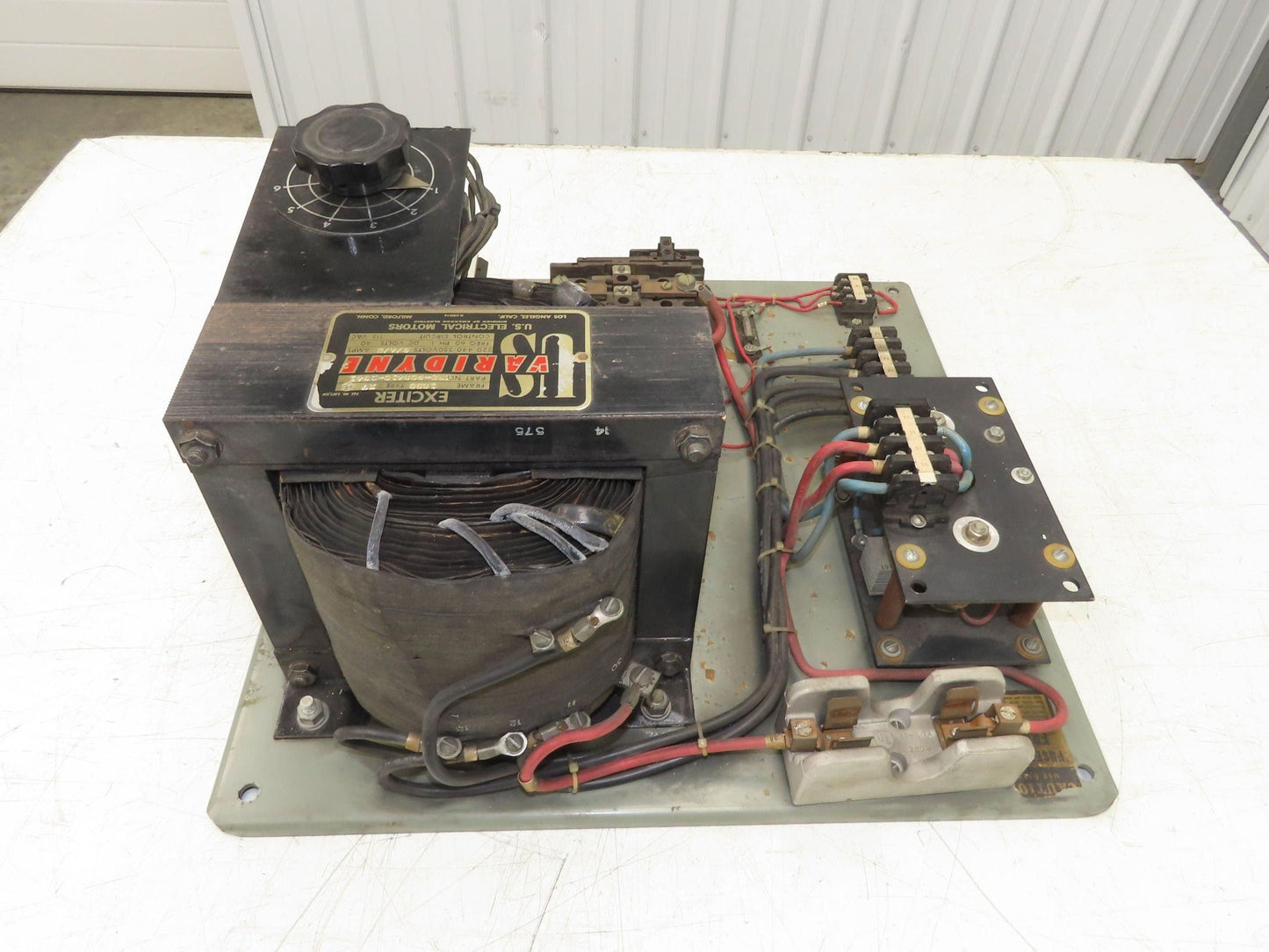 US Varidyne XR3-902410-D841 Exciter 22/440/550v 8/4/3amp 1Ph 1250 Frame 40vDC