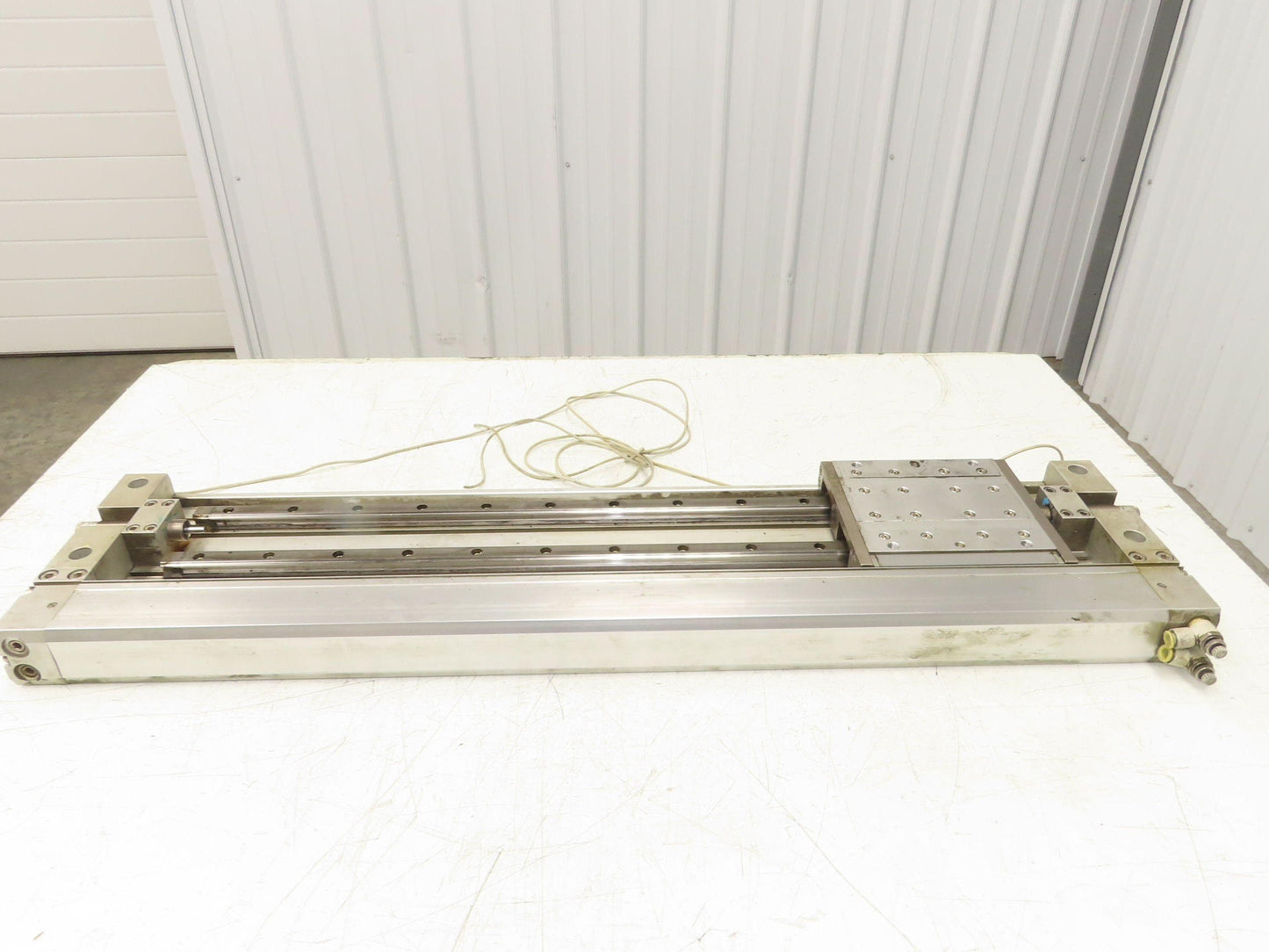 SMC MY2HT40G-600 Pneumatic Rodless Air Cylinder Guide 40mm Bore 600mm Stroke