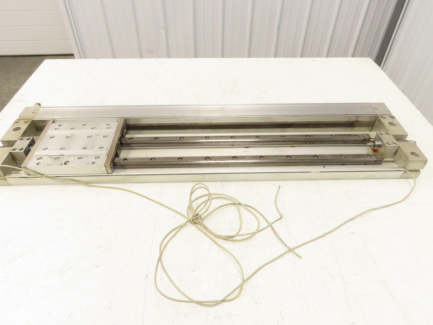 SMC MY2HT40G-600 Pneumatic Rodless Air Cylinder Guide 40mm Bore 600mm Stroke