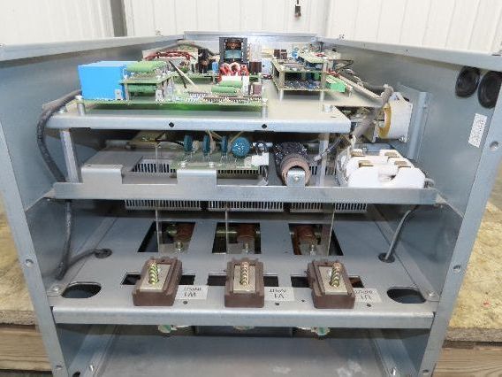 ABB ACS60402106 ACS 600 Variable AC Drive Inverter VFD 200Hp 525-600V 3PH