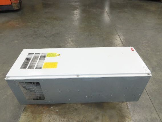 ABB ACS60402106 ACS 600 Variable AC Drive Inverter VFD 200Hp 525-600V 3PH