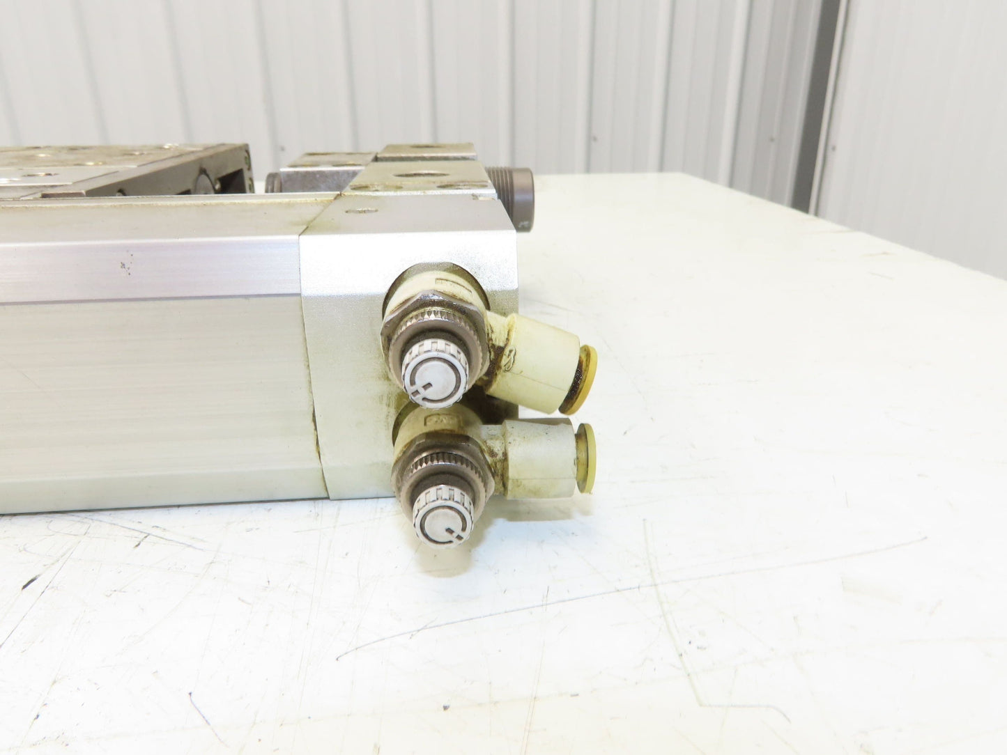 SMC MY2HT40G-450 Pneumatic Rodless Air Cylinder Guide 40mm Bore 450mm Stroke