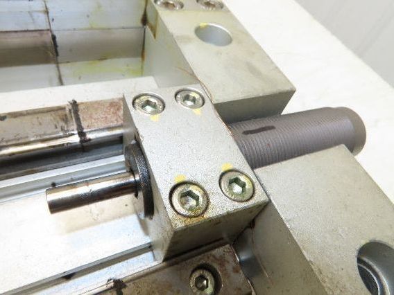 SMC MY2HT40G-450 Pneumatic Rodless Air Cylinder Guide 40mm Bore 450mm Stroke