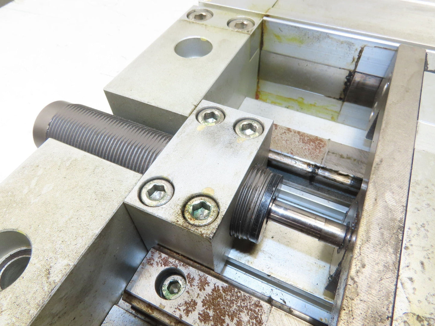 SMC MY2HT40G-450 Pneumatic Rodless Air Cylinder Guide 40mm Bore 450mm Stroke