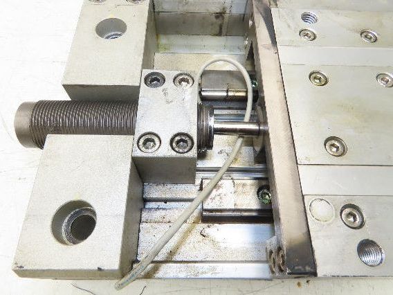 SMC MY2HT40G-300 Pneumatic Rodless Air Cylinder Guide 40mm Bore 300mm Stroke