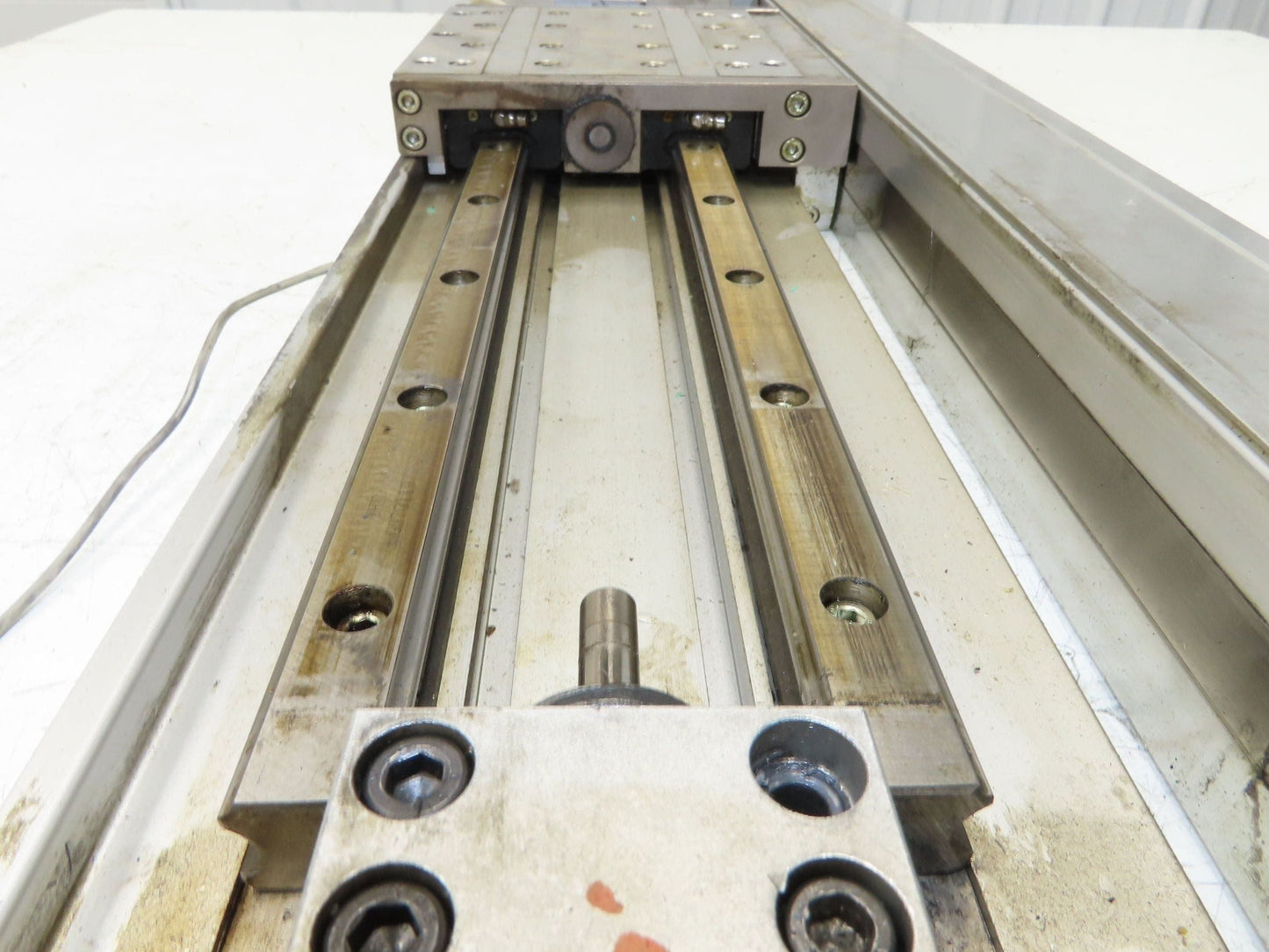 SMC MY2HT40G-300 Pneumatic Rodless Air Cylinder Guide 40mm Bore 300mm Stroke