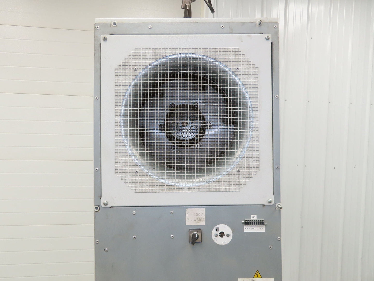 Rittal SK3216.480 Electrical Enclosure Air Water Heat Exchanger 7kw 480V