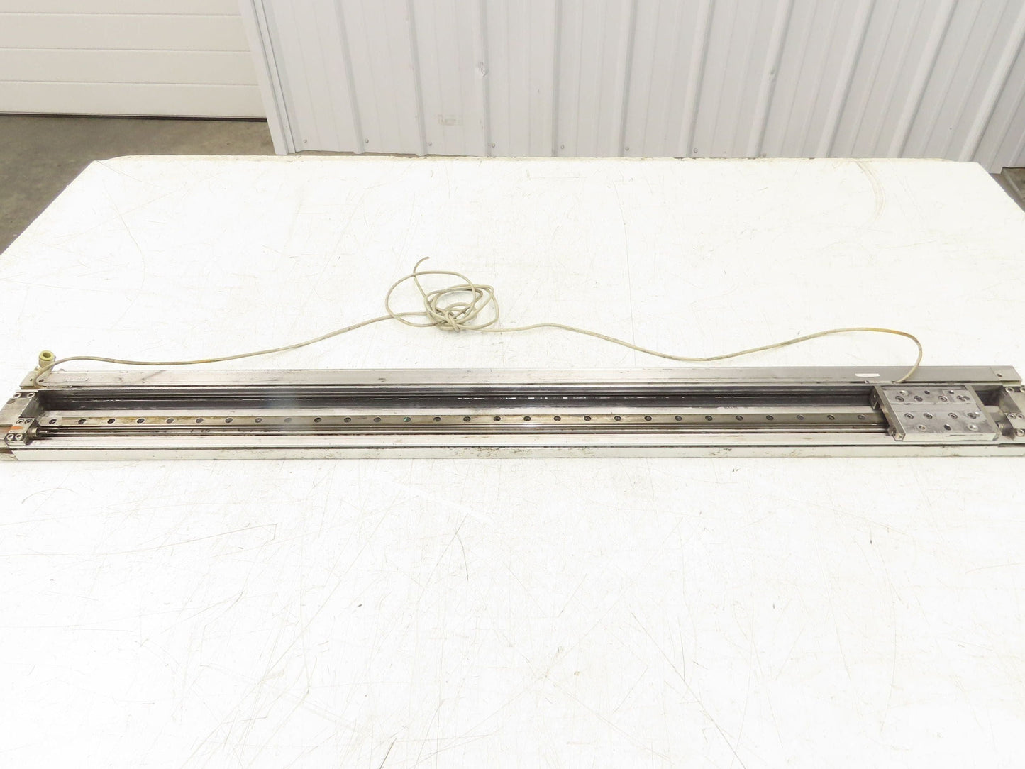 SMC MY2H16G-700 Pneumatic Rodless Air Cylinder Guide 16mm Bore 700mm Stroke