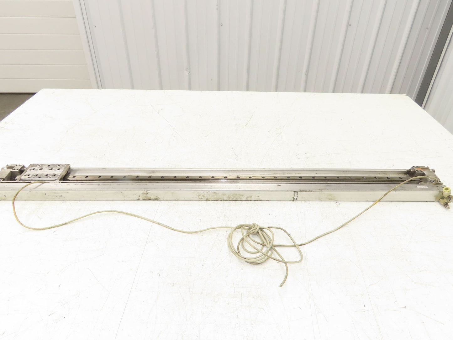 SMC MY2H16G-700 Pneumatic Rodless Air Cylinder Guide 16mm Bore 700mm Stroke