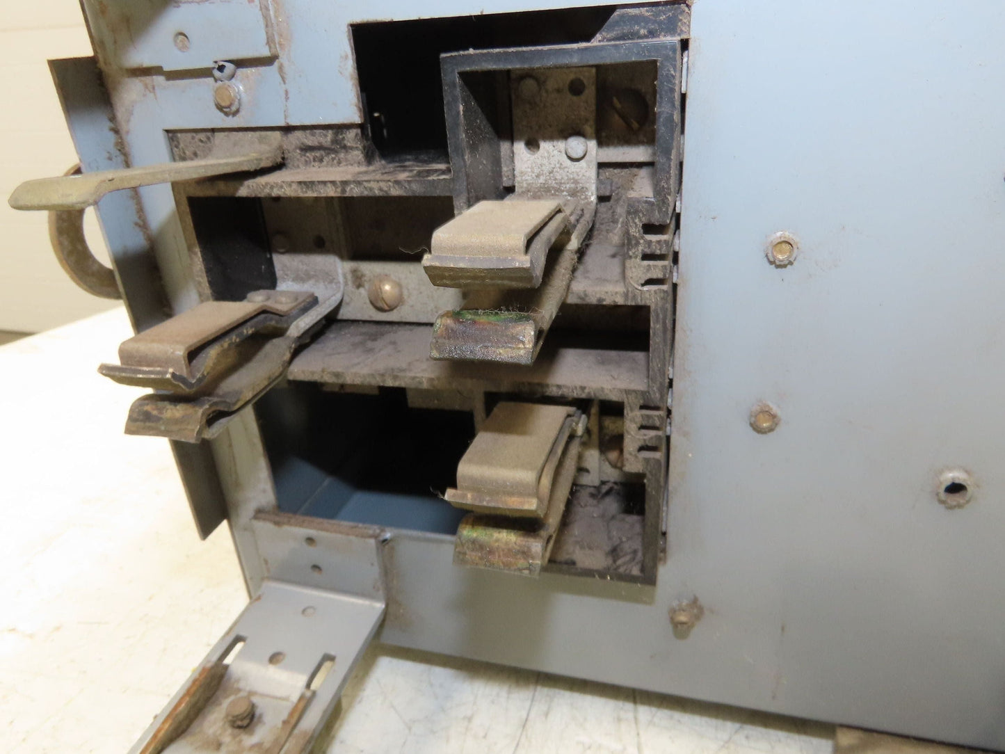 Westinghouse Busway Disconnect Switch Bus Plug 40A 600VAC 3PH 3W