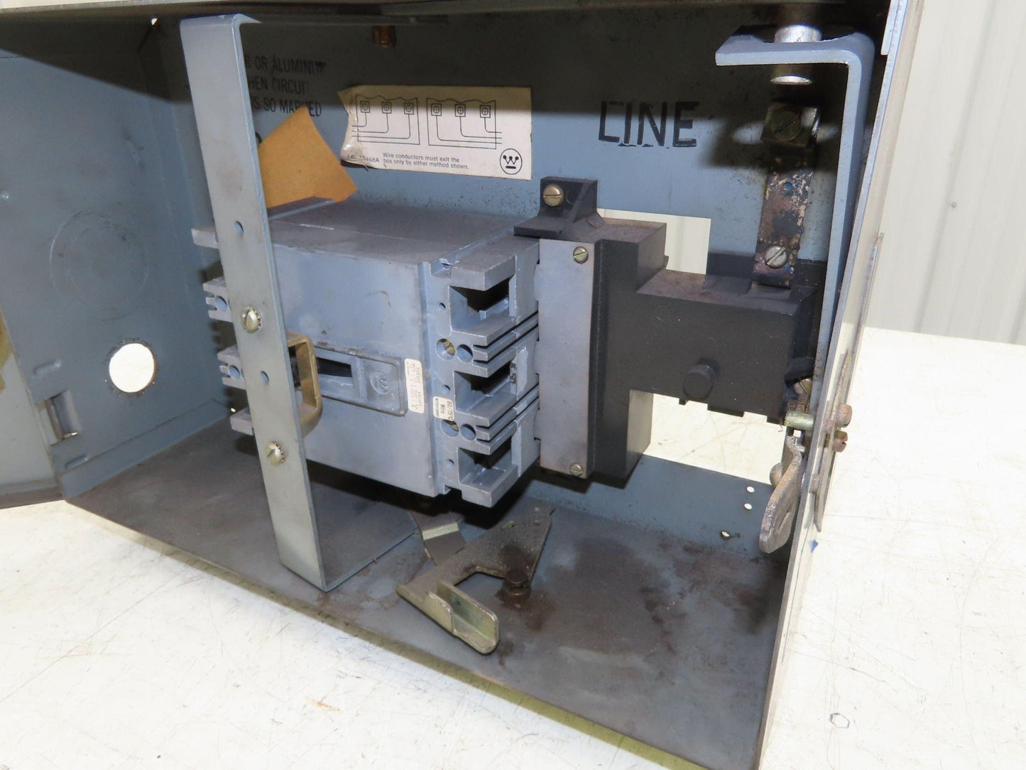 Westinghouse Busway Disconnect Switch Bus Plug 60A 600VAC 3PH 3W