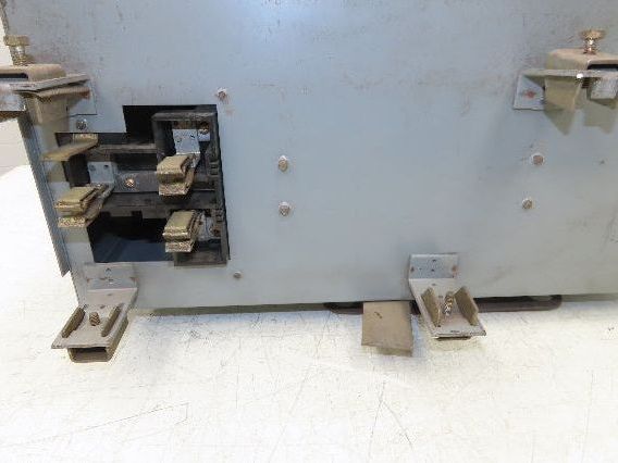 Westinghouse Busway Disconnect Switch Bus Plug 200A 600VAC 3PH 3W