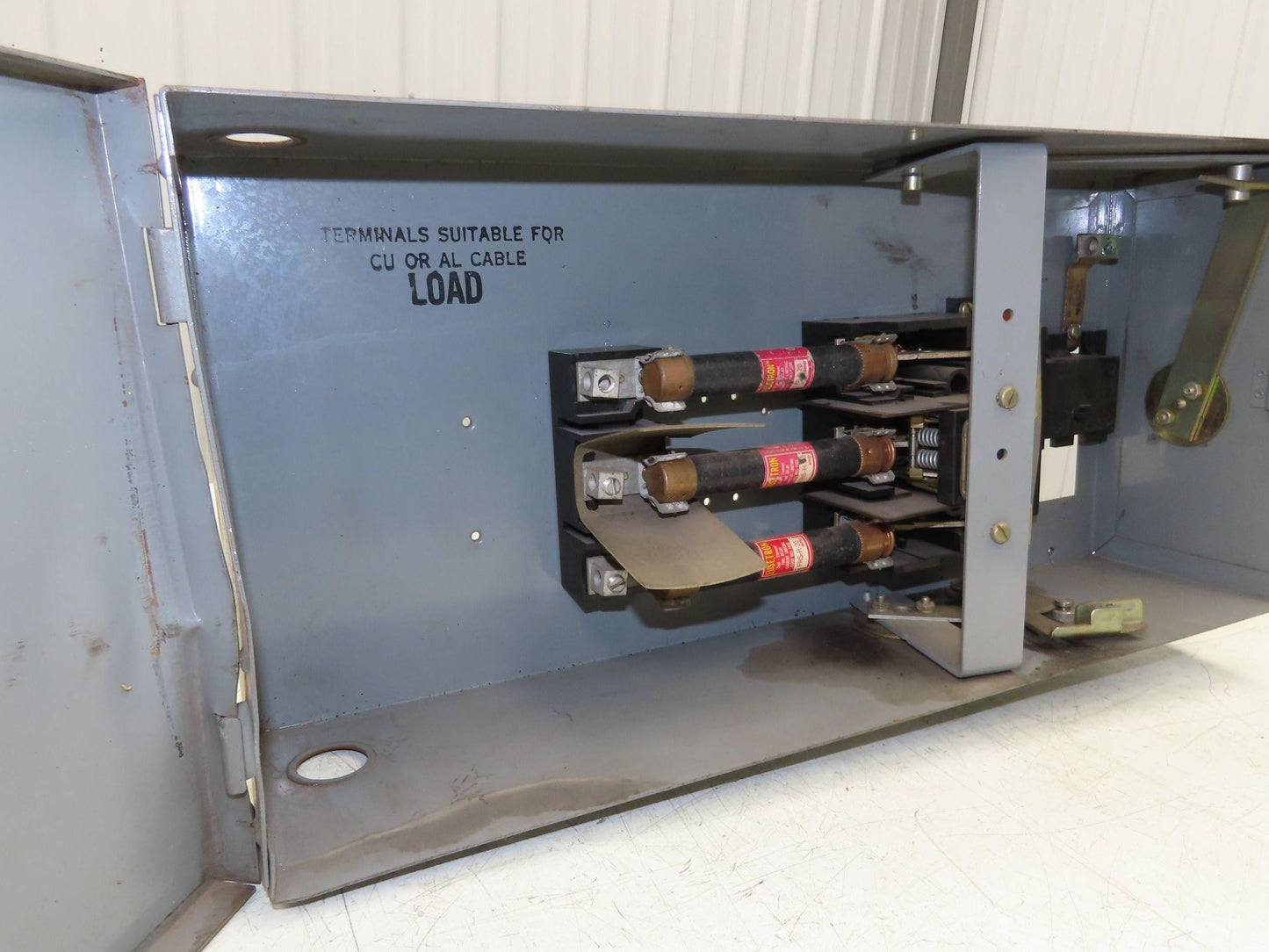 Westinghouse Fusible Busway Disconnect Switch Bus Plug 30A 600VAC 3PH 3W