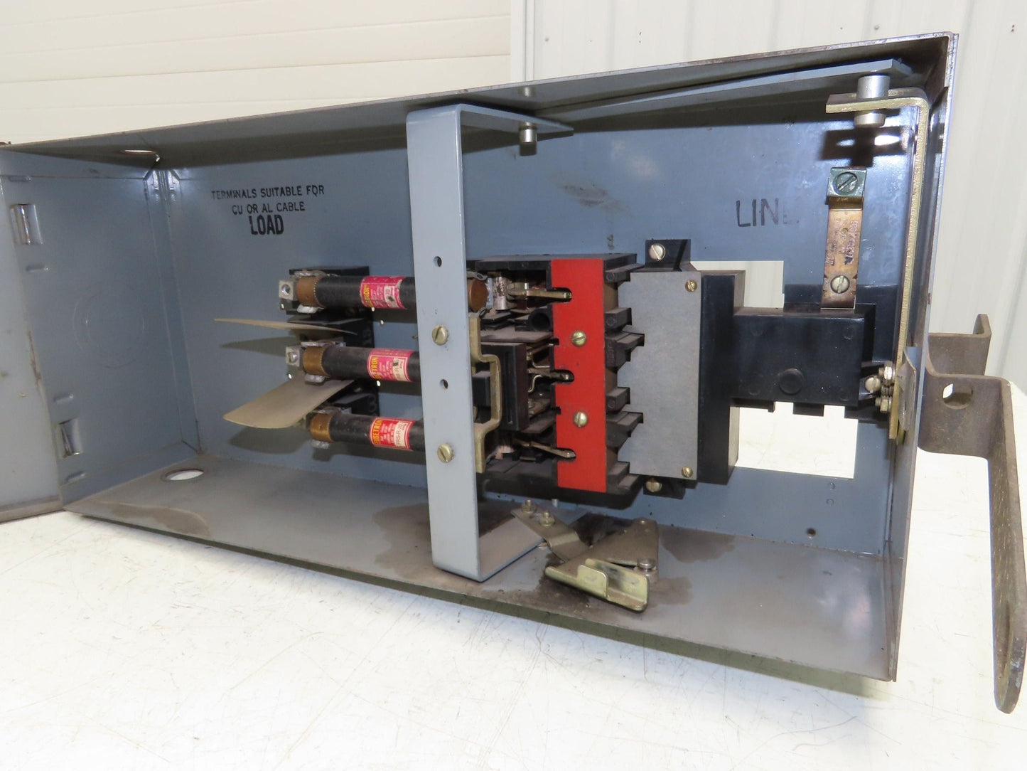 Westinghouse Fusible Busway Disconnect Switch Bus Plug 30A 600VAC 3PH 3W