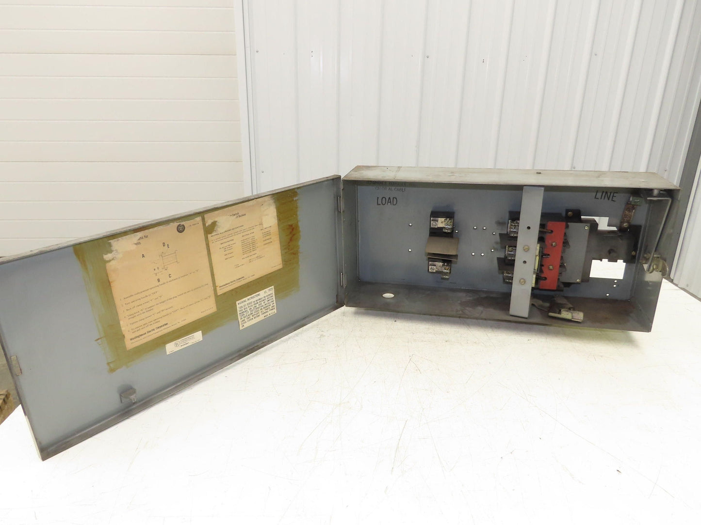 Westinghouse Fusible Busway Disconnect Switch Bus Plug 30A 600VAC 3PH 3W