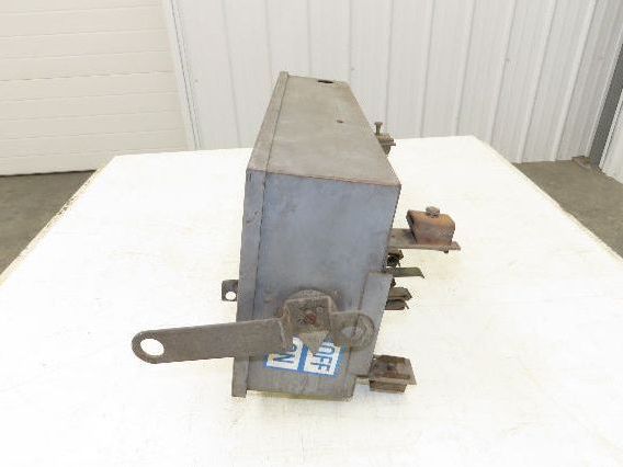 Westinghouse Fusible Busway Disconnect Switch Bus Plug 30A 600VAC 3PH 3W