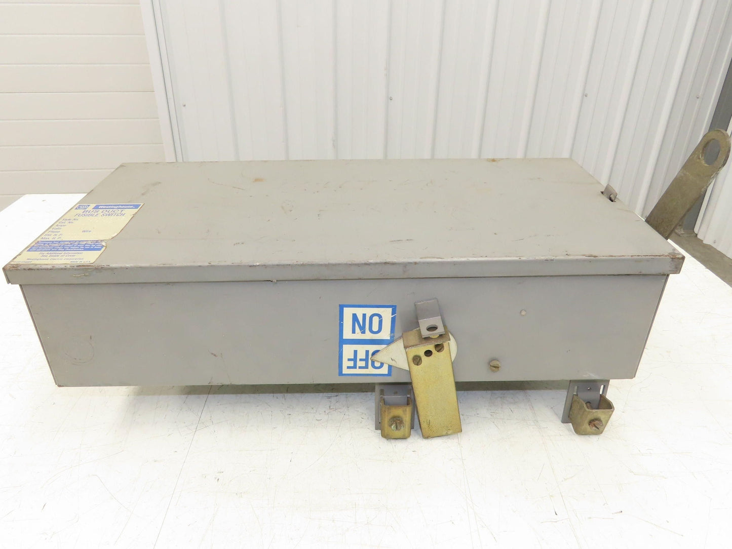 Westinghouse Fusible Busway Disconnect Switch Bus Plug 60A 600VAC 3PH 3W