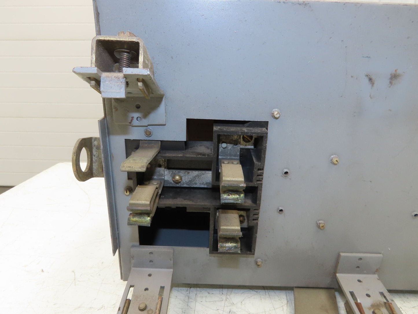 Westinghouse Fusible Busway Disconnect Switch Bus Plug 60A 600VAC 3PH 3W