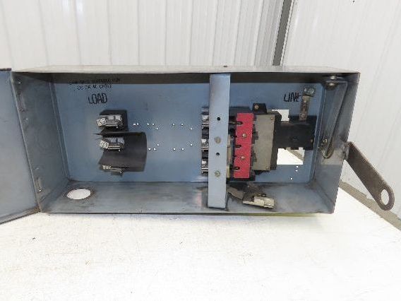 Westinghouse Fusible Busway Disconnect Switch Bus Plug 100A 600VAC 3PH 3W