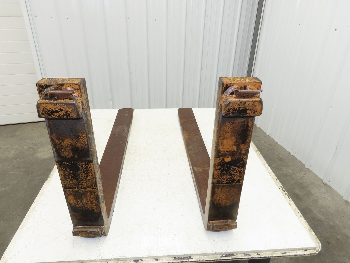 4x40" Class 2 Steel Forklift Fork Tines 16" Carriage 1-Pair