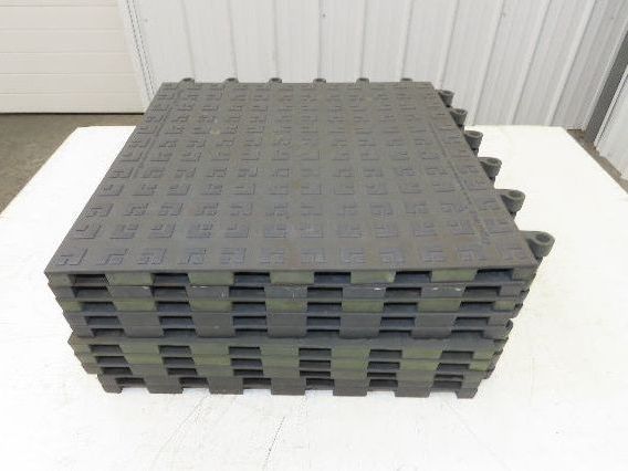 Wearwell H-9389 ErgoDeck Mat - 18 x 18", Solid Tile 7/8" Thick  Lot of 10pcs
