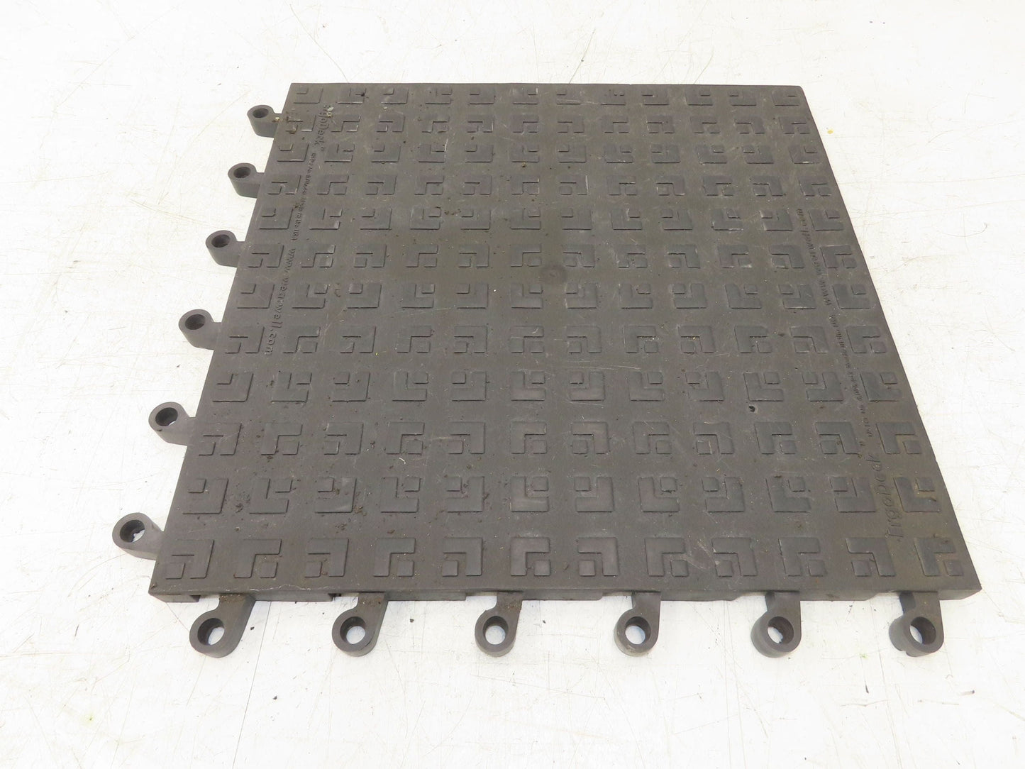 Wearwell H-9389 ErgoDeck Mat - 18 x 18", Solid Tile 7/8" Thick  Lot of 10pcs