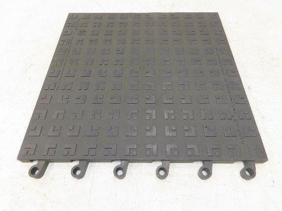 Wearwell H-9389 ErgoDeck Mat - 18 x 18", Solid Tile 7/8" Thick  Lot of 10pcs