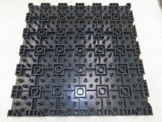 Wearwell H-9389 ErgoDeck Mat - 18 x 18", Solid Tile 7/8" Thick  Lot of 10pcs