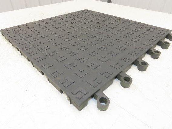 Wearwell H-9389 ErgoDeck Mat - 18 x 18", Solid Tile 7/8" Thick  Lot of 10pcs