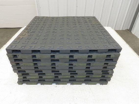 Wearwell H-9389 ErgoDeck Mat - 18 x 18", Solid Tile 7/8" Thick  Lot of 10pcs