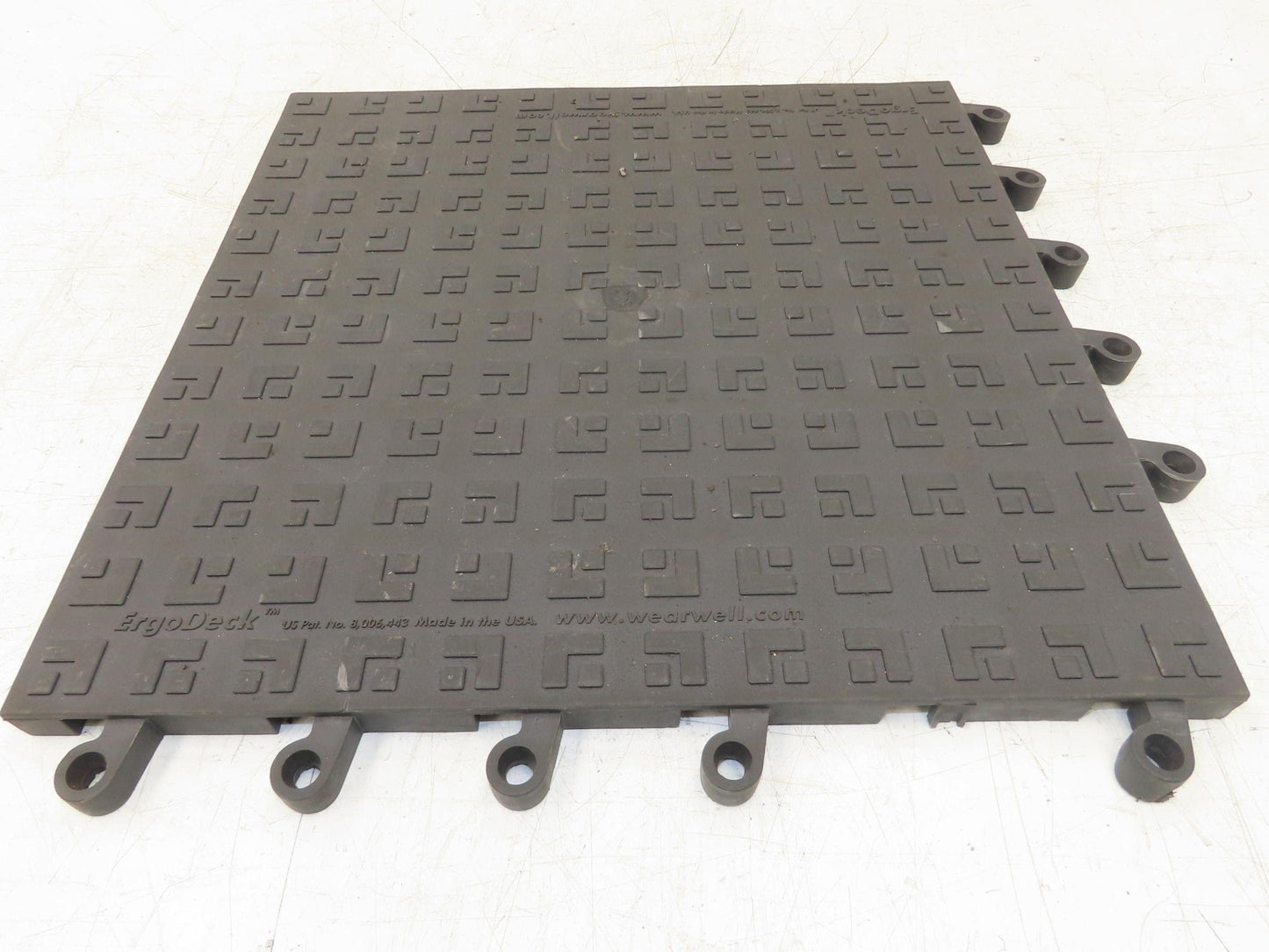 Wearwell H-9389 ErgoDeck Mat - 18 x 18", Solid Tile 7/8" Thick  Lot of 24