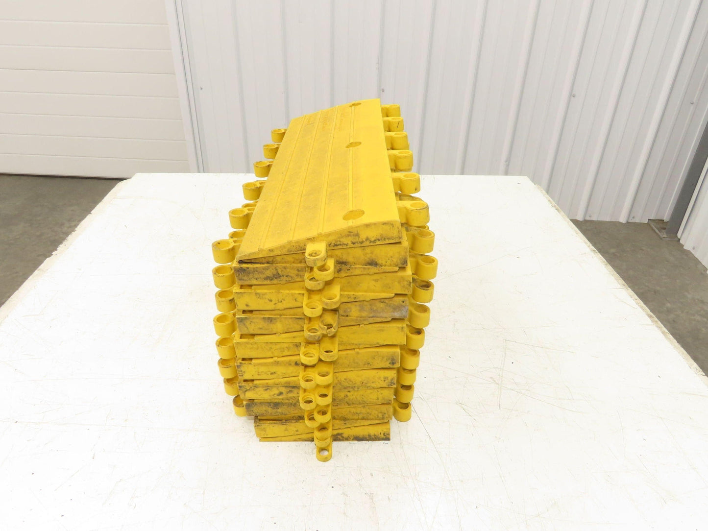 Wearwell H-9391 ErgoDeck Mat - 6 x 18", Ramp Edge 7/8" Thick Lot of 18pcs