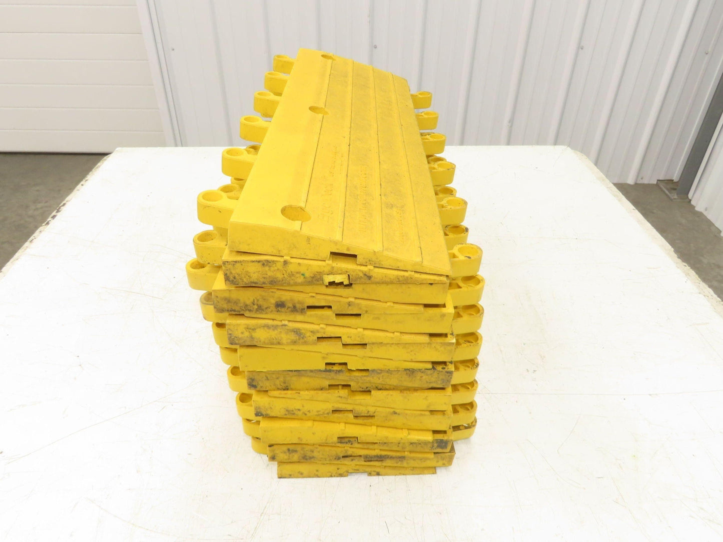 Wearwell H-9391 ErgoDeck Mat - 6 x 18", Ramp Edge 7/8" Thick Lot of 18pcs