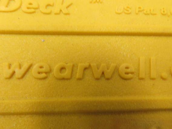 Wearwell H-9392 ErgoDeck Mat - 6 x 15", Ramp Edge Round Outside Corner Lot of 4