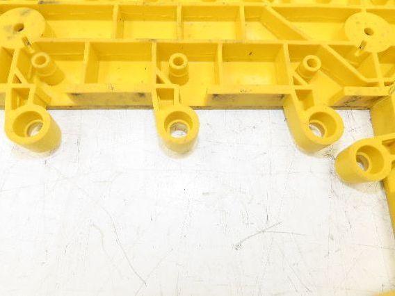 Wearwell H-9392 ErgoDeck Mat - 6 x 15", Ramp Edge Square Outside Corner Lot of 4