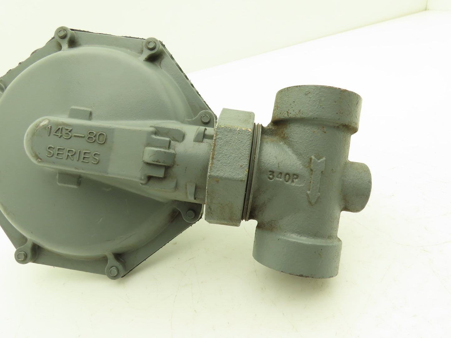 Sensus 143-80 Service Regulator Gas Pressure 3/8" Orifice 1/2" NPT 6-14" WC