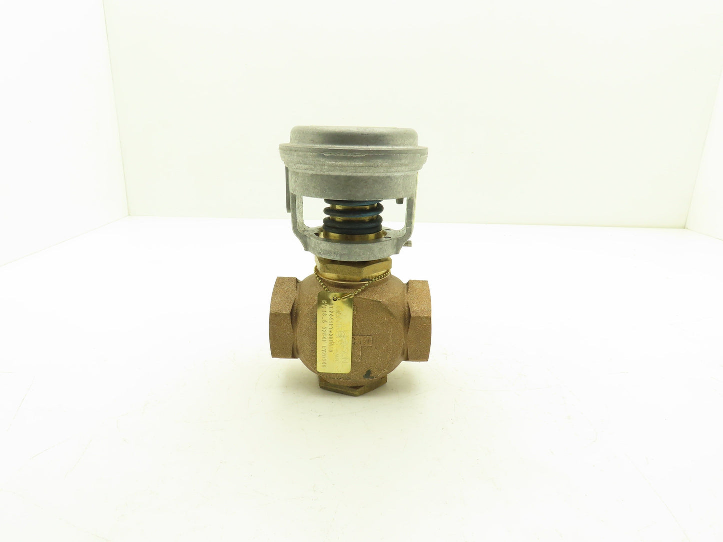 Johnson Controls V67441PT+3008E0 Control Valve Diaphragm Actuator 1.25NPT 25psig