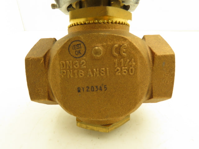 Johnson Controls V67441PT+3008E0 Control Valve Diaphragm Actuator 1.25NPT 25psig