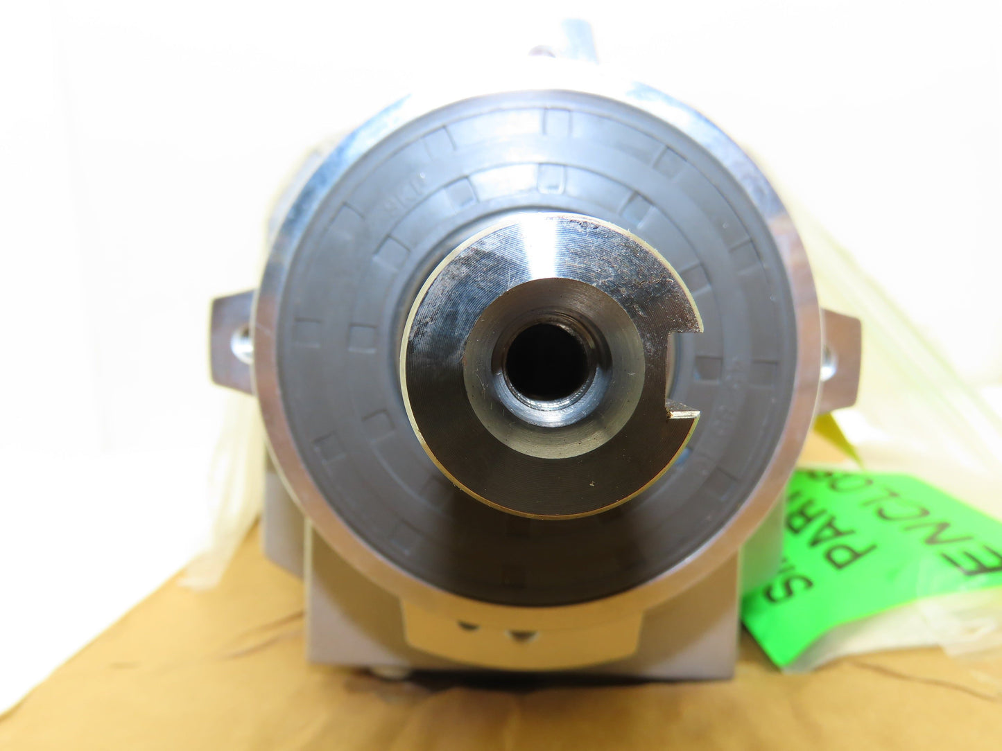 Nord SK372.1Z VL-80LP/4 CUS Nordbloc.1 Helical Gear Motor 25.85:1 67rpm 1Hp 460V