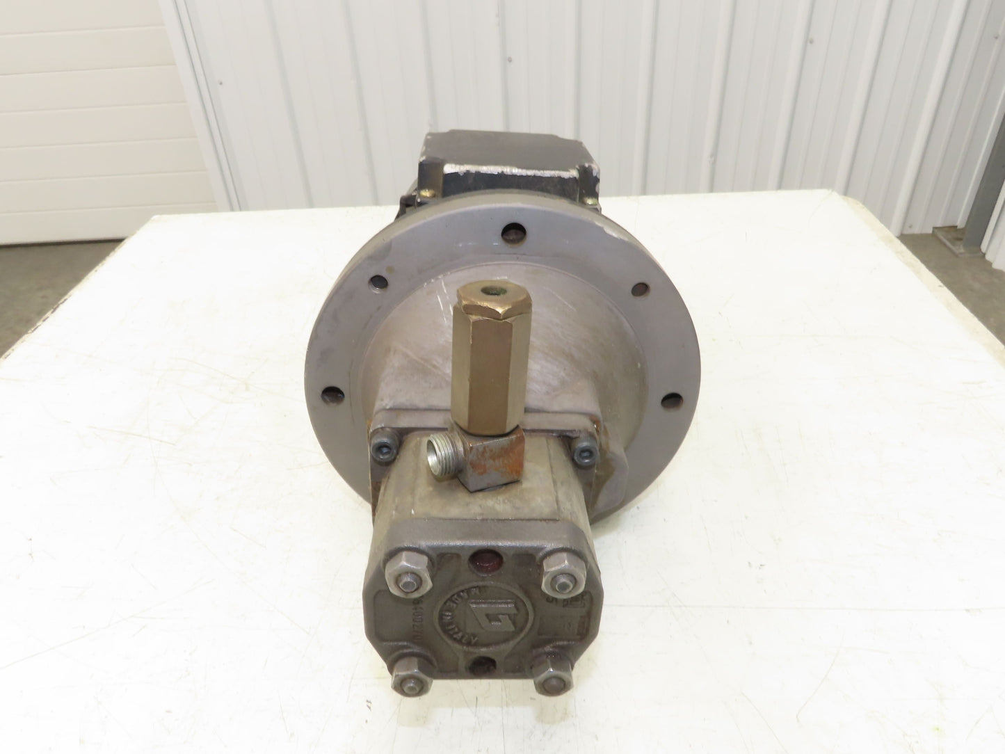 MEZ 7AA100L04 Hydraulic Pump Motor 3.4kw 1720rpm 230/460V 3PH IEC 100L Metric