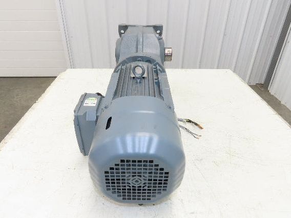 Sew Eurodrive KH77B DRN100L4/BE5 Brake Gear Motor 64.75:1 27rpm 3Kw 220/380V 3PH